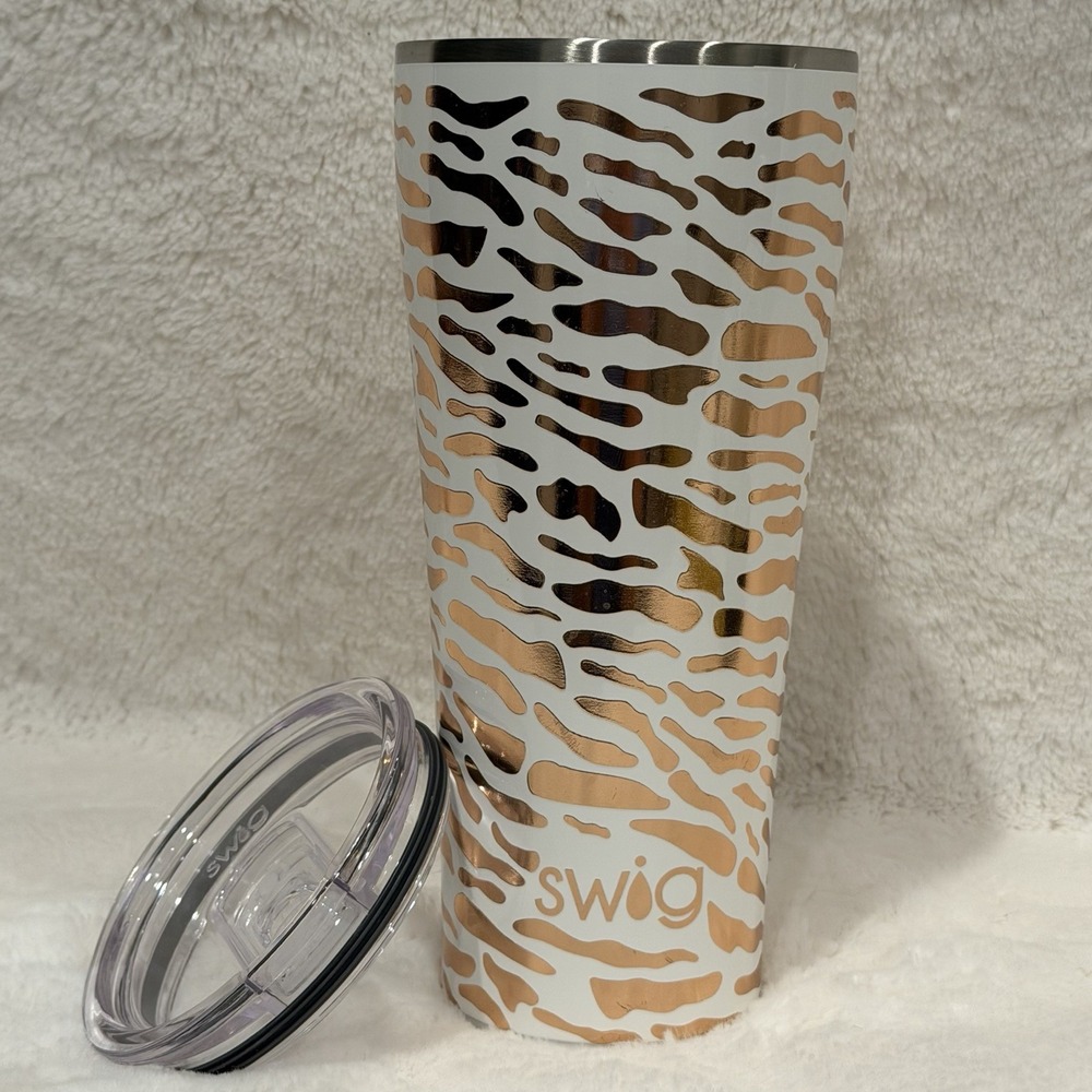 Swig Life Glamazon Rose 32oz Stainless Steel Travel Mug NWOT - Unused - Scratch
